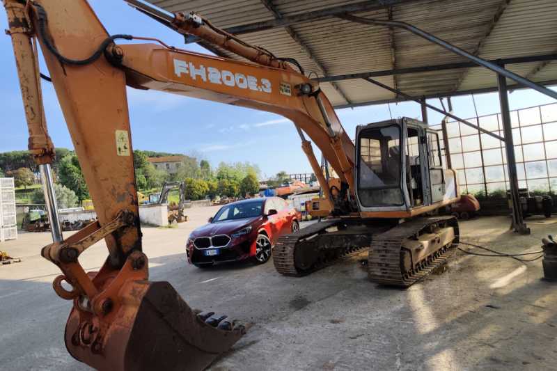 OmecoHub - Immagine FIAT HITACHI FH200-3